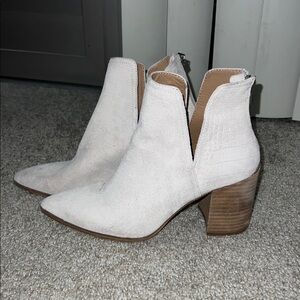 Steve Madden Suede Booties